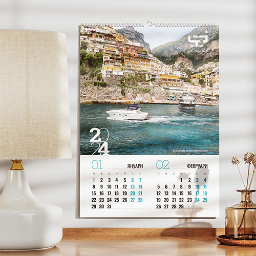 Изящество във всеки месец: многолистовите календари