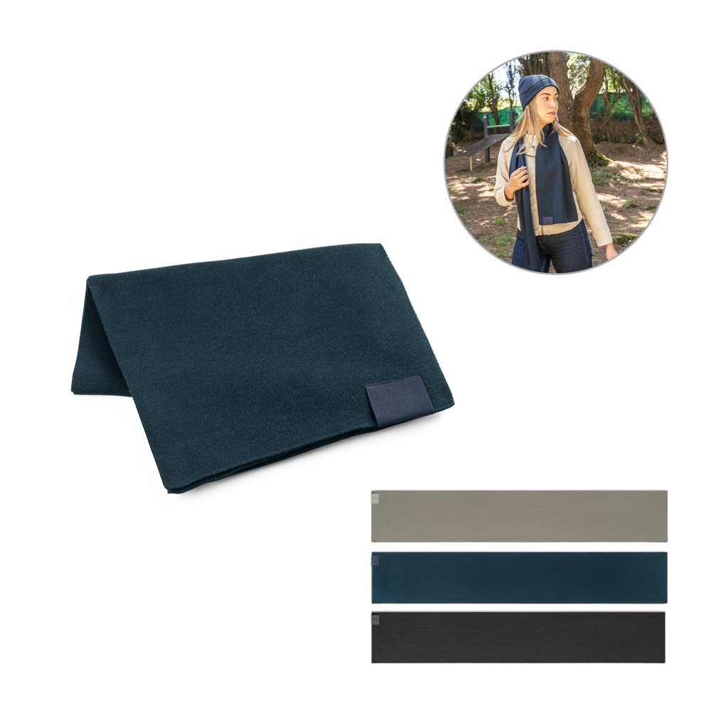 SERENITY. Шал от рециклиран полиестер (100% rPET) със зашит детайл за персонализиране